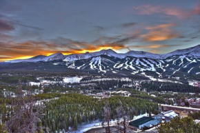 Alpine View Lodge: Stunning Mountain Home, Views